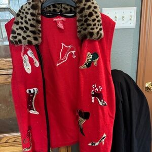 Women's Red Vest with Leopard Print Collar